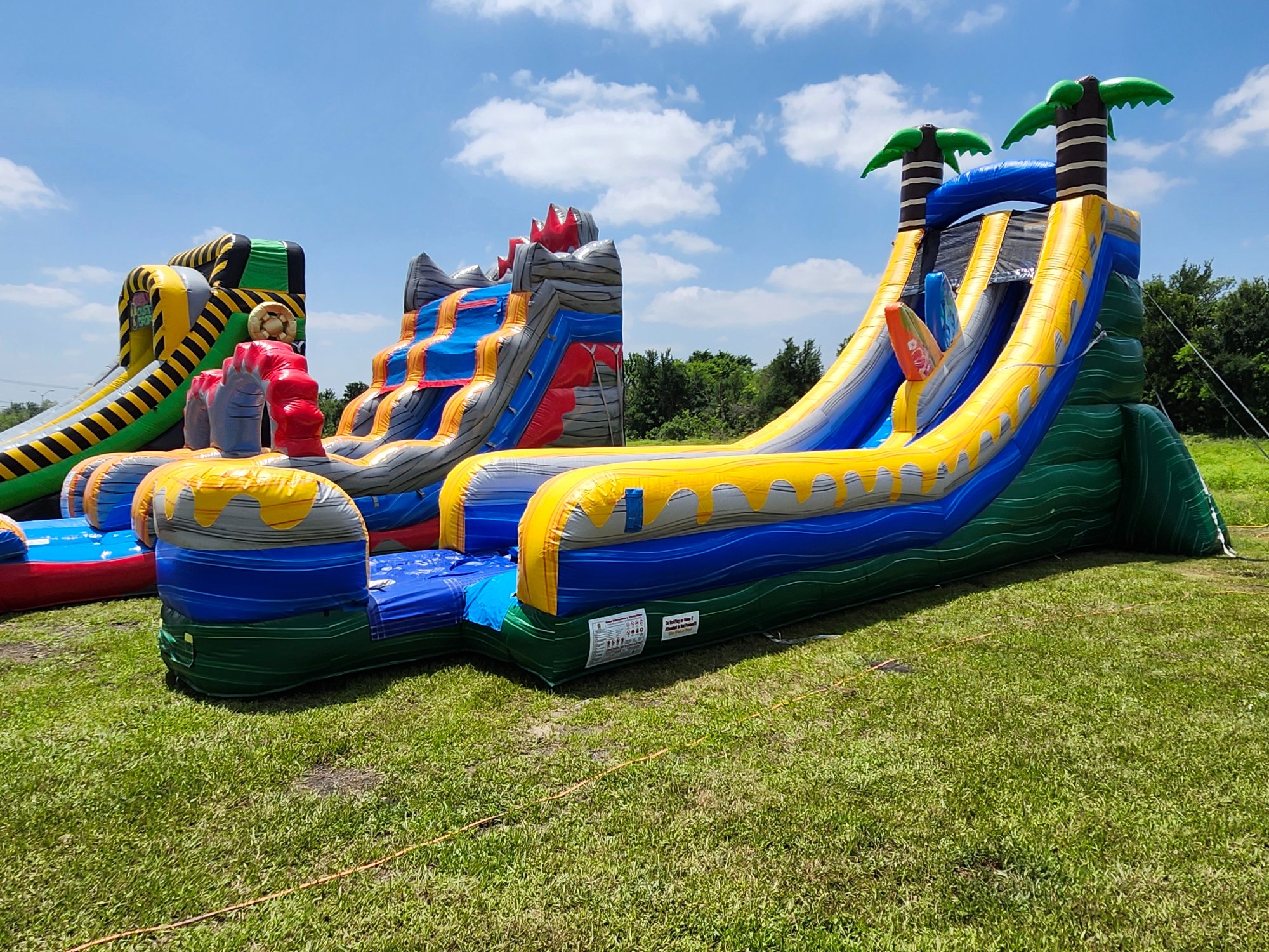 Affordable water slide rentals in Pflugerville TX from Jumpin Joy Party Rentals